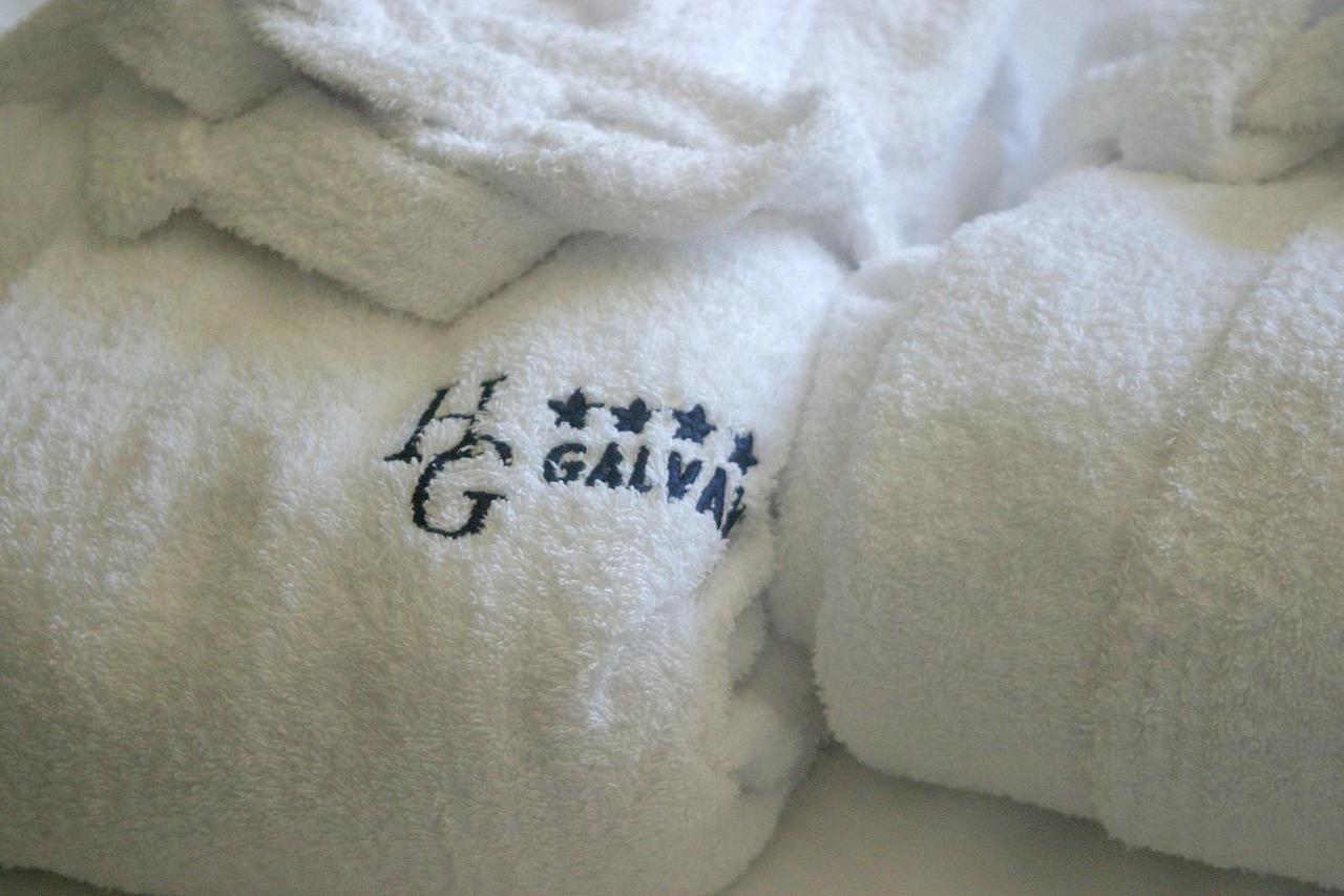 Hotel Galvani Torri Del Benaco Bagian luar foto