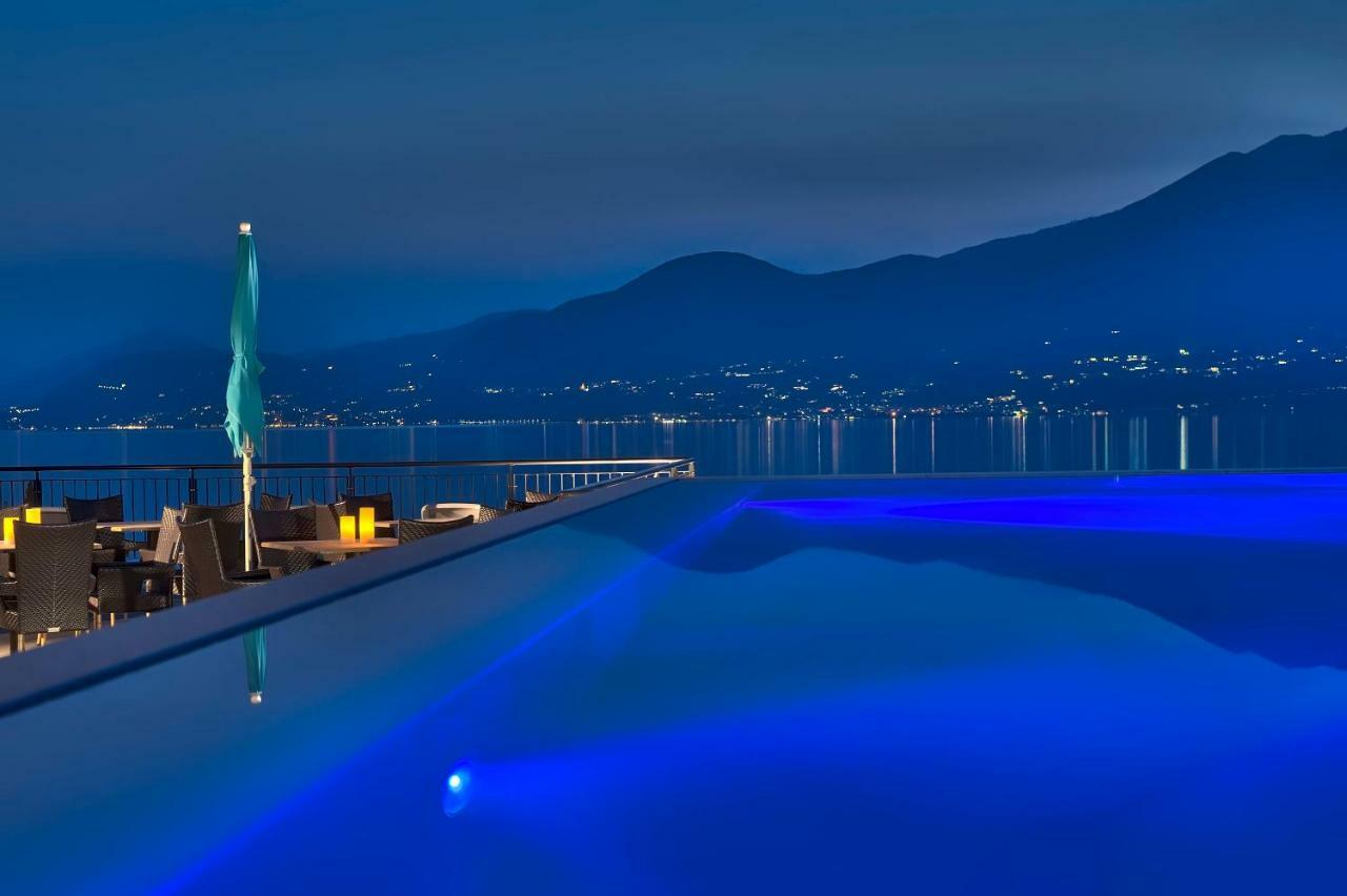 Hotel Galvani Torri Del Benaco Bagian luar foto